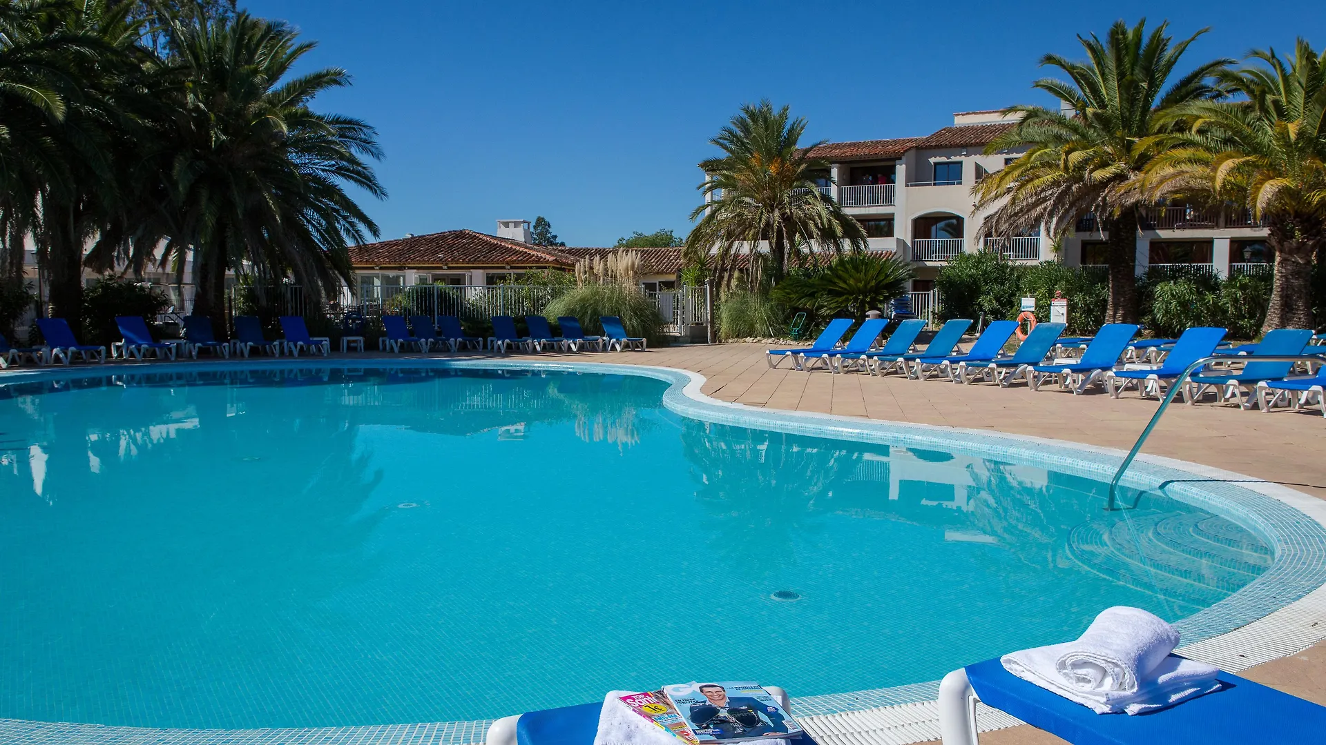Sowell Residences Les Perles Du Golfe De Saint-Tropez Grimaud France